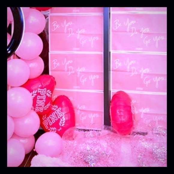RARE PINK Victoria’s Secret Heart Balloon - Picture 3 of 6